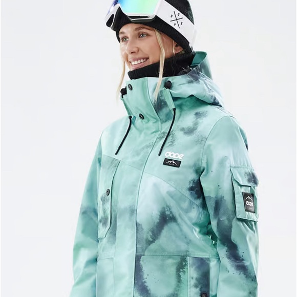 Adept Women’s Snowboarding Jacket - Picture 2 of 11